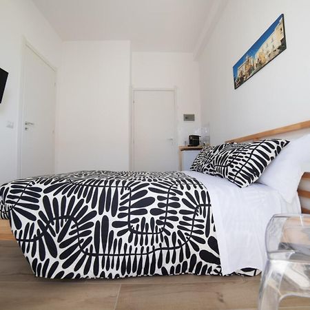 Residence Le Tre Piazze Συρακούσες Εξωτερικό φωτογραφία